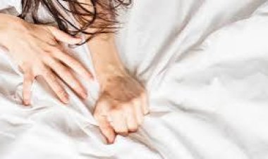 ପିରିୟଡ୍ସ ସମୟରେ ସେକ୍ସ କେତେ ହାନିକାରକ ଜାଣନ୍ତୁ