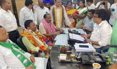 ପ୍ରକାଶ ବେହେରାଙ୍କ ନାମାଙ୍କନ ପତ୍ର ଦାଖଲ