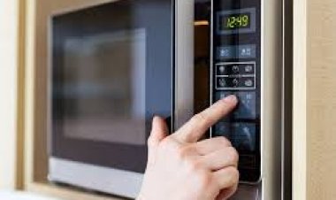 ଭୁଲରେ ବି ଏସବୁ ଖାଦ୍ୟକୁ ଦ୍ୱିତୀୟ ଥର ମାଇକ୍ରୋୱେଭରେ ଗରମ କରନ୍ତୁ ନାହିଁ!