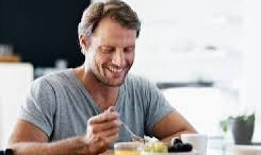 ଖରାଦିନେ କେଉଁ ଖାଦ୍ୟ ଖାଇଲେ ଶରୀରକୁ ଶକ୍ତି ଆସିଥାଏ ଜାଣନ୍ତୁ