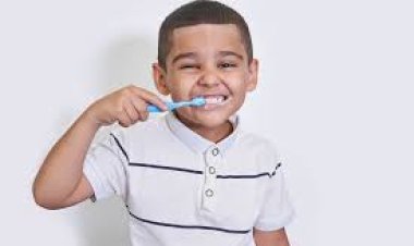 ପିଲାଙ୍କୁ କେତେ ବୟସରେ ବ୍ରଶ କରାଇବା କଥା