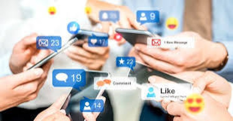 ସୋସିଆଲ ମିଡିଆର ଅଧିକ ବ୍ୟବହାର ବିଗାଡି ଦିଏ  ମାନସିକ ସ୍ୱାସ୍ଥ୍ୟ, କିପରି ପାଇବେ ମୁକ୍ତି