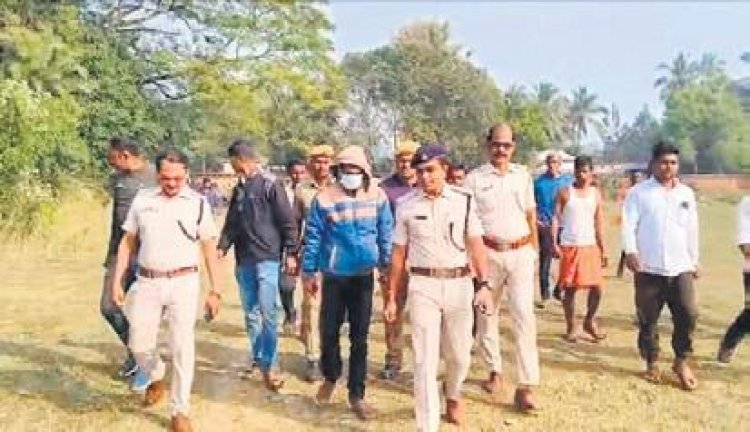 Accused of murder in Odisha reenacts the crime scene in the village.