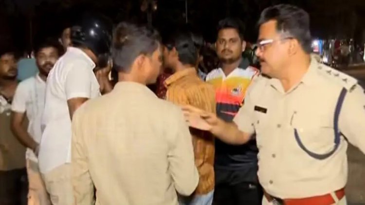 An auto-rickshaw driver was stabbed in Bhubaneswar, leading to a protest by a local organization.